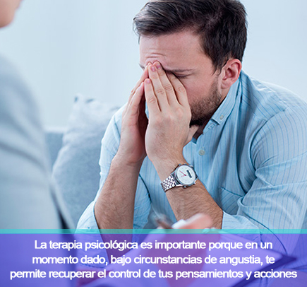 Psicólogo haciendo Psicoterapia en Bogotá